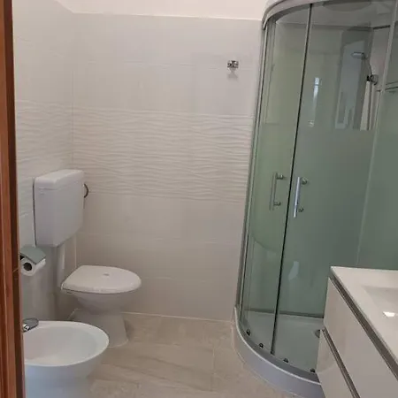 ベッド・アンド・ブレックファスト Il Tulipano コモ